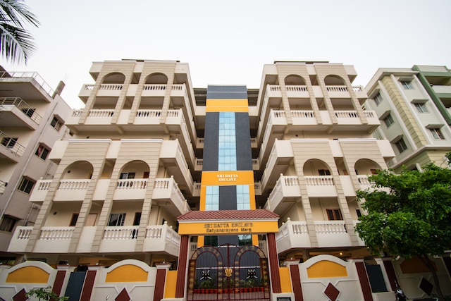 OYO Flagship 30727 Rushikonda Saver