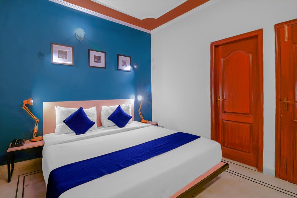 SilverKey Executive Stays 30730 Saket, Saket Delhi, Delhi