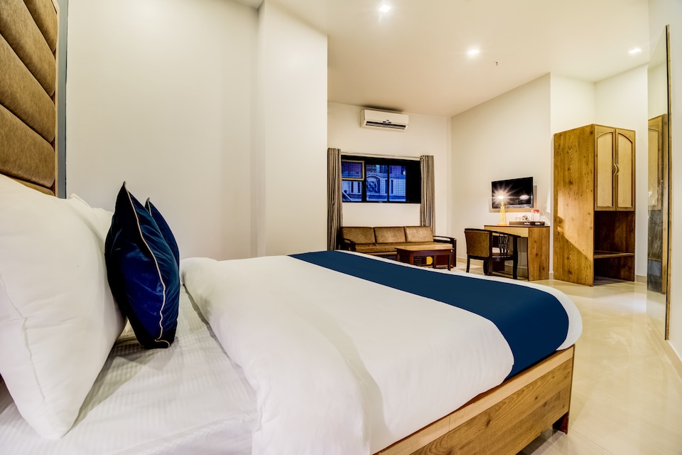 SilverKey Executive Stays 30731 Sector 29 Vashi Rd, Mumbai Airoli-Vashi, Mumbai