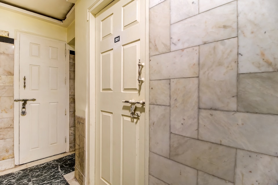 Live on MUM1548, Mumbai CST-Churchgate-Colaba, Mumbai