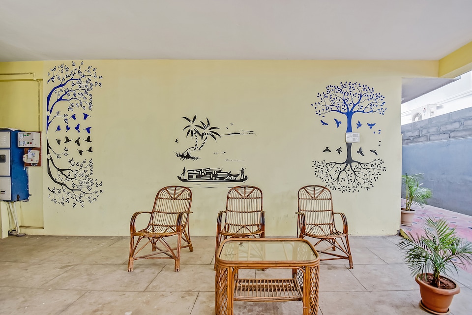 OYO SilverKey 2d Residency, Tirchy Road Coimbatore, Coimbatore