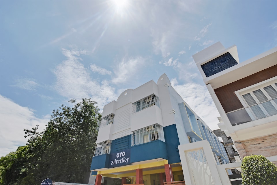 OYO SilverKey 2d Residency, Tirchy Road Coimbatore, Coimbatore