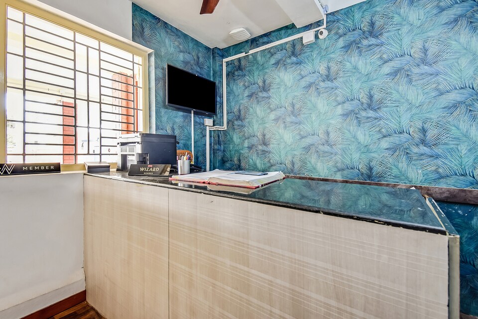 OYO SilverKey 2d Residency, Tirchy Road Coimbatore, Coimbatore