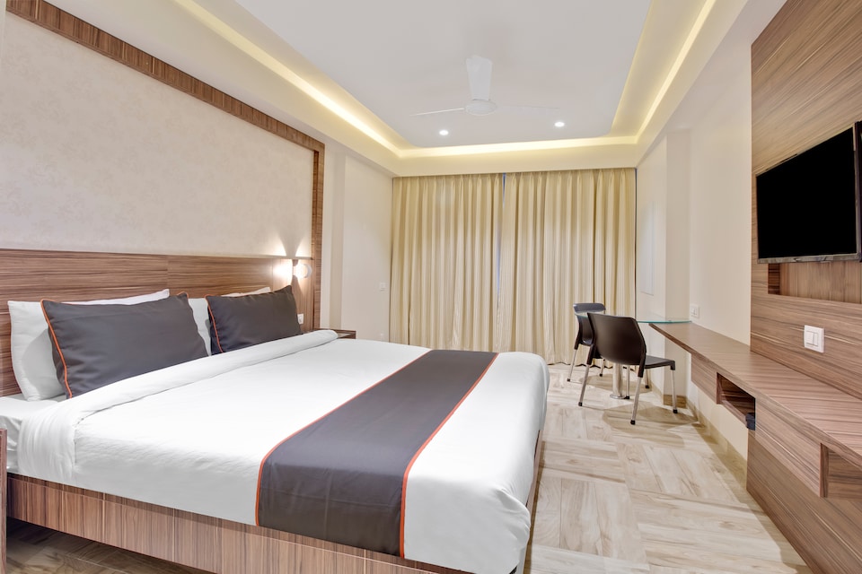 Collection O 30113 Camp New ModiKhana, Pune Camp, Pune