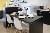 OYO Home 839 Homey 1BR Scott Garden