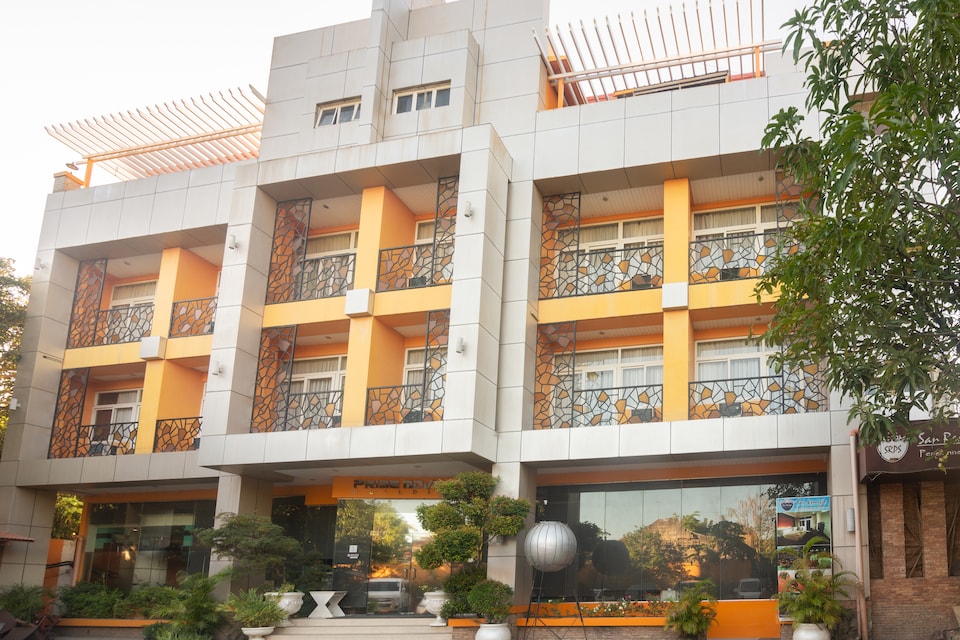 OYO 159 San Remigio Pensionne Suites, Cebu City, Cebu