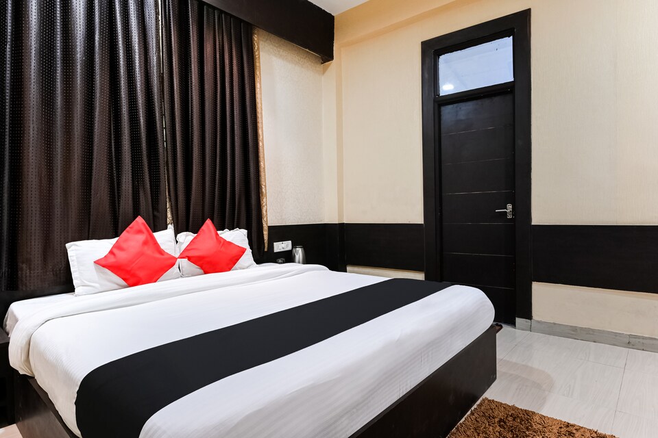 Capital O 30857 The Kd Resort, IIT Kanpur, Kanpur