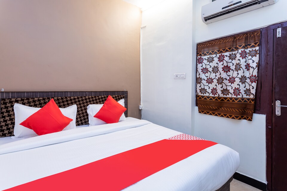 OYO 30888 Hotel Mahadev, Mahakal Temple 1, Ujjain