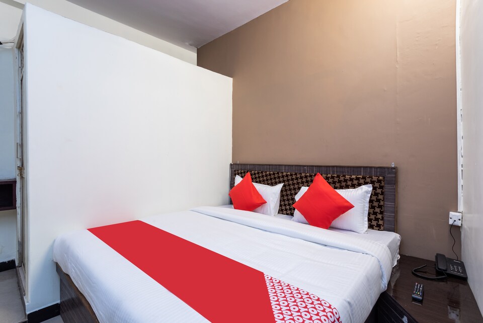 OYO 30888 Hotel Mahadev, Mahakal Temple 1, Ujjain