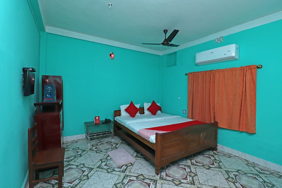 OYO 30889 Honeymoon Resort, Kalyani, Kolkata