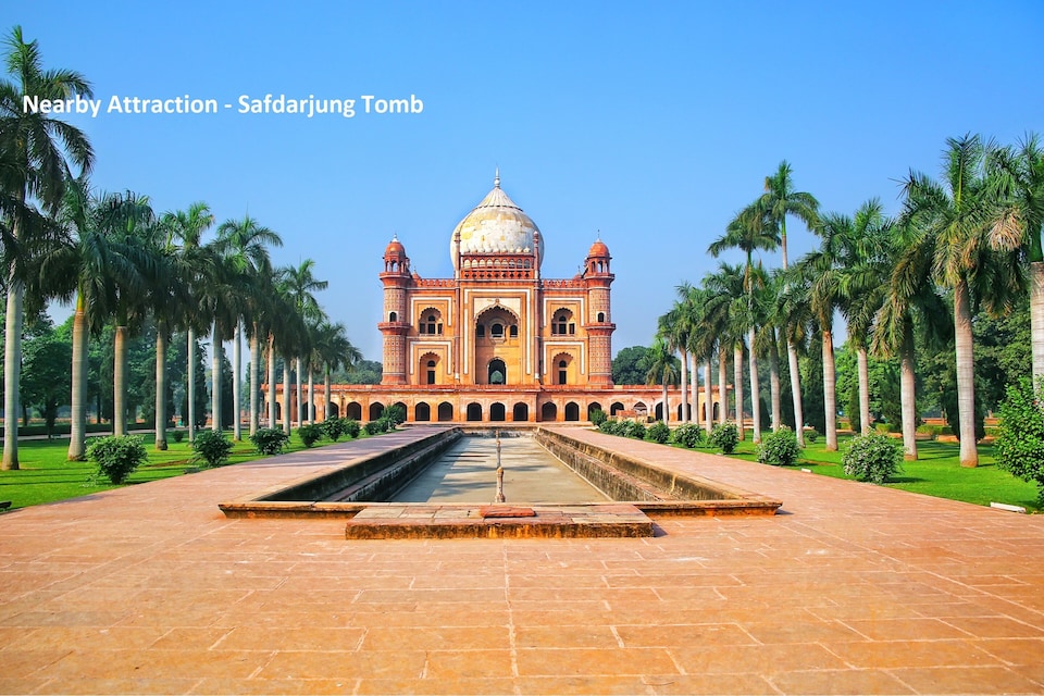 Collection O 185 Nauroji Nagar Marg, AIIMS Delhi, Delhi