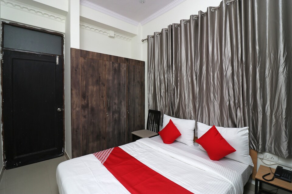Live as LCK1102, Indira Nagar Lucknow, Lucknow