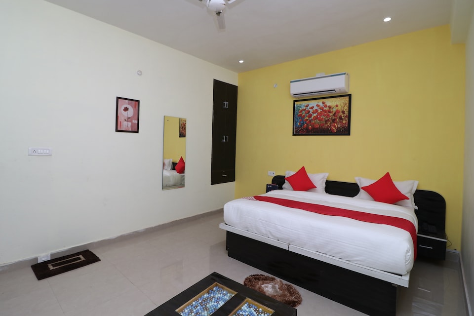 OYO 30902 Burja Palace, Alwar, Alwar