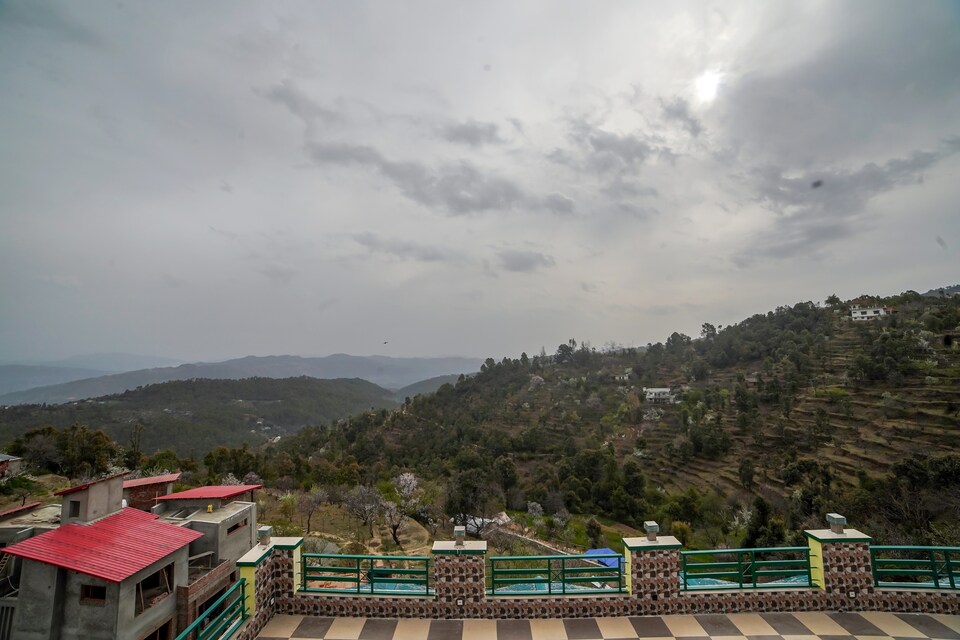OYO 30923  Montana Crowne Residency, Mukteshwar, Mukteshwar