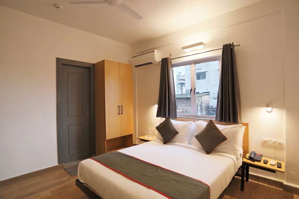 live on KOL1742, Salt Lake Kolkata, Kolkata