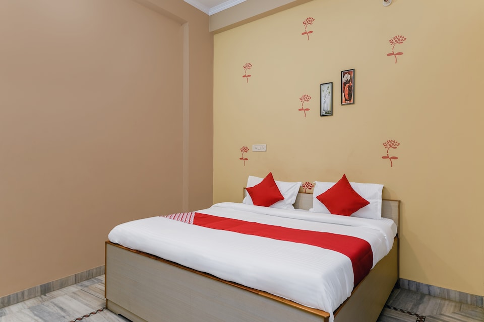 OYO Flagship 30930 Hotel Jaipur Inn, Sikar Road Jaipur, Jaipur