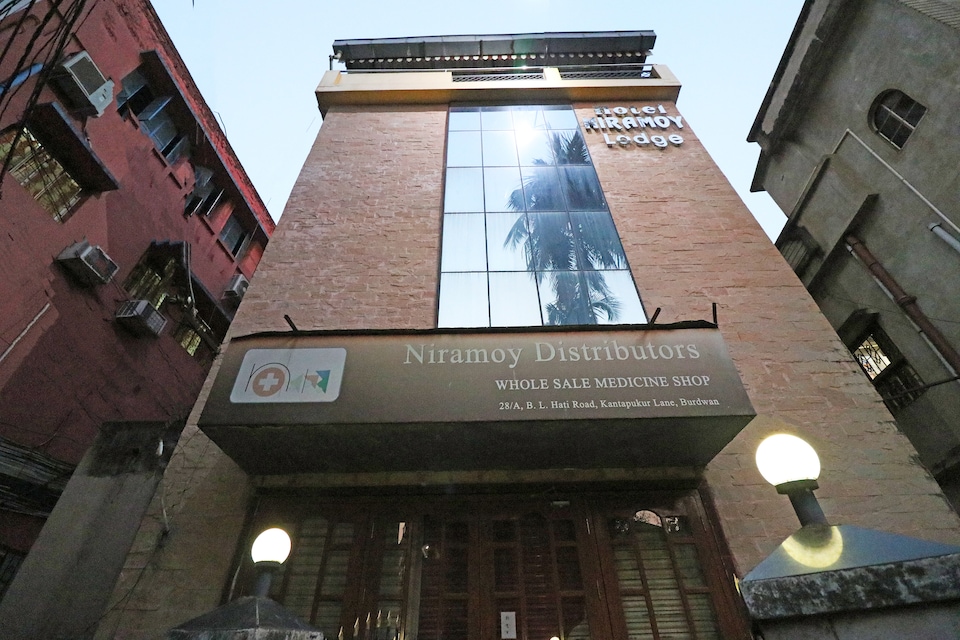OYO 30932 Hotel Niramoy Lodge, Burdwan, Burdwan