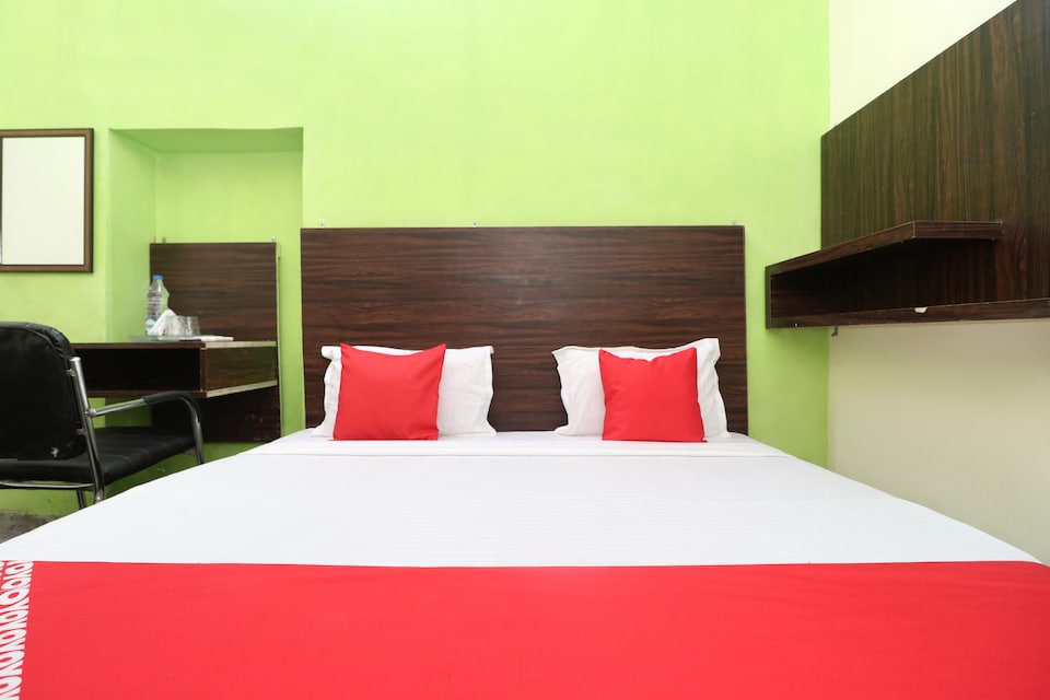 OYO 30935 Appna Ghar Hotel, Golden Temple Road Amritsar, Amritsar