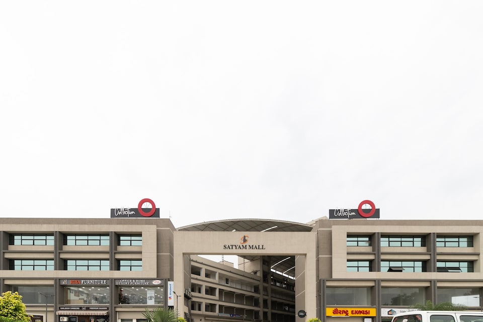 Collection O Satyam Mall, SP Ring Road Sarkhej, Ahmedabad