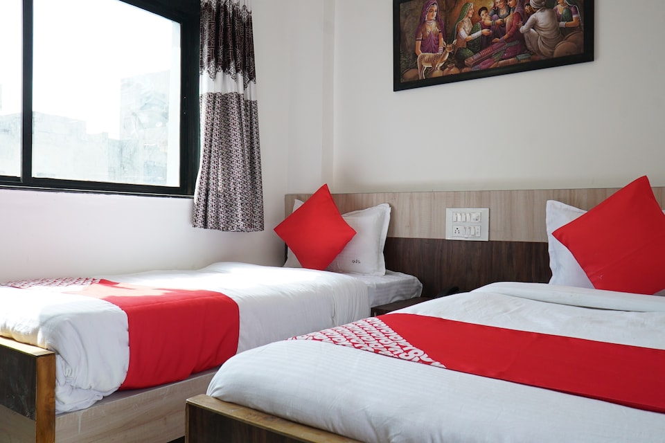 OYO 30952 Hotel Om Sai Leela, Central Bus Stand, Aurangabad