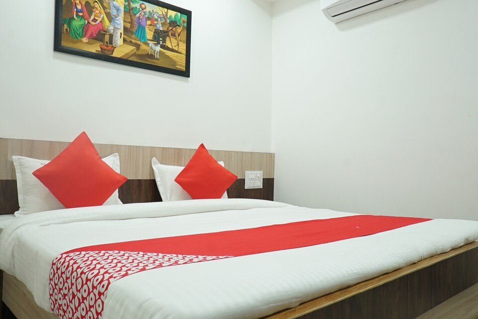 OYO 30952 Hotel Om Sai Leela, Central Bus Stand, Aurangabad