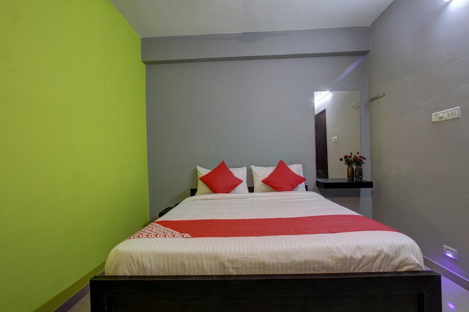 OYO 30971 GM Grande, Othakalmandapam, Coimbatore