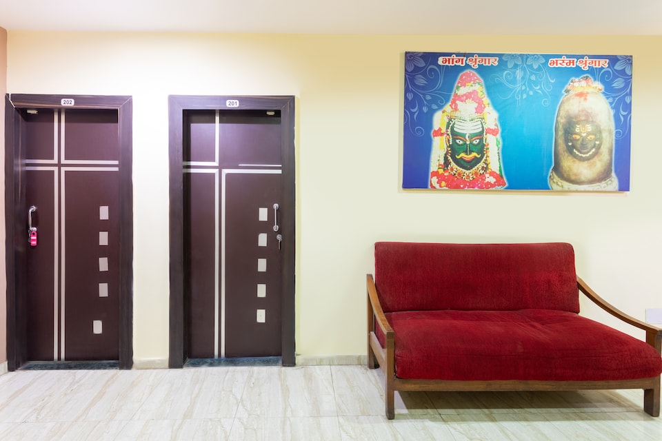 OYO 31012 Hotel New Raj Palace, Mahakal Temple 1, Ujjain