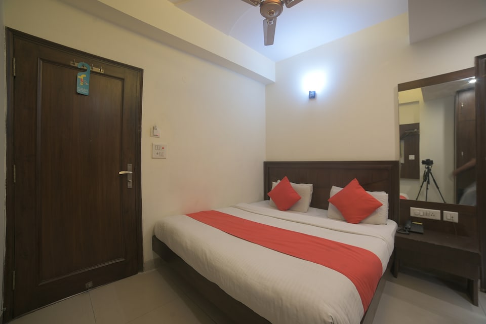 OYO 31020 Hotel Gaylord, Paharganj Delhi, Delhi