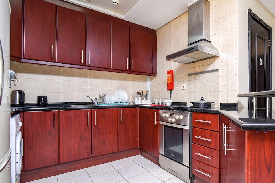 Oyo Home 163 1 BHK Discovery Gardens City View, Discovery Garden Dubai, Dubai