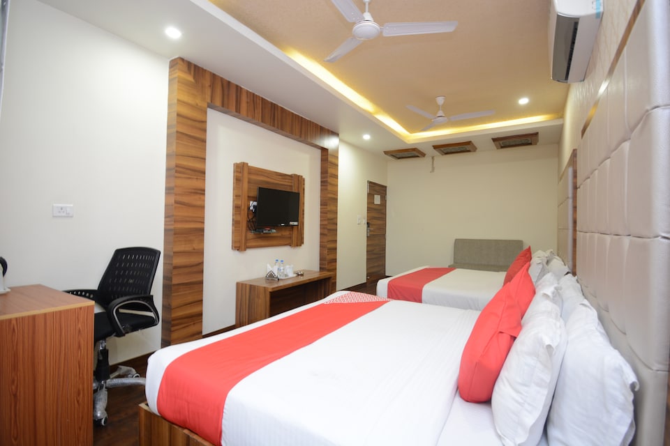 OYO 31114 Hotel Pal Regency, Paonta Sahib, Paonta-Sahib