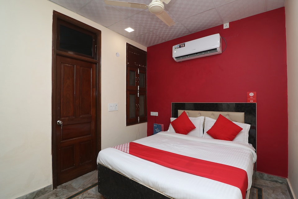 OYO 31118 Metro View, Dwarka Delhi, Delhi