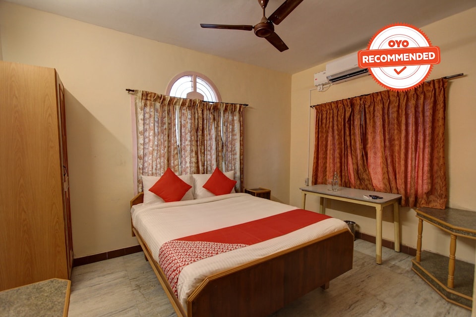 Flagship Hotel Viknesh Municipal Colony, Erode, Erode