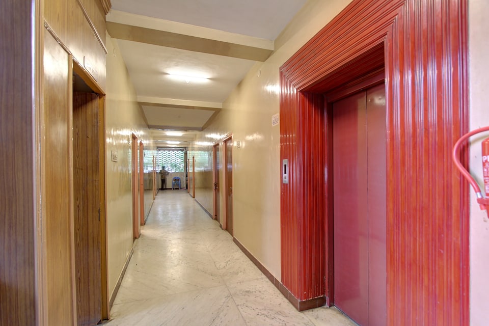 Flagship Hotel Viknesh Municipal Colony, Erode, Erode