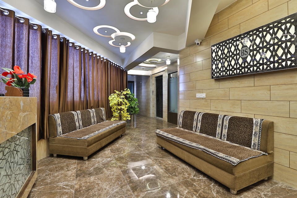 OYO 32859 Hotel Bonsoir, Kalol Gandhinagar, Gandhinagar