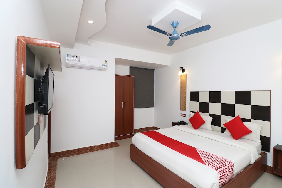 OYO 33000 Ocean Palace, City Centre, Gwalior