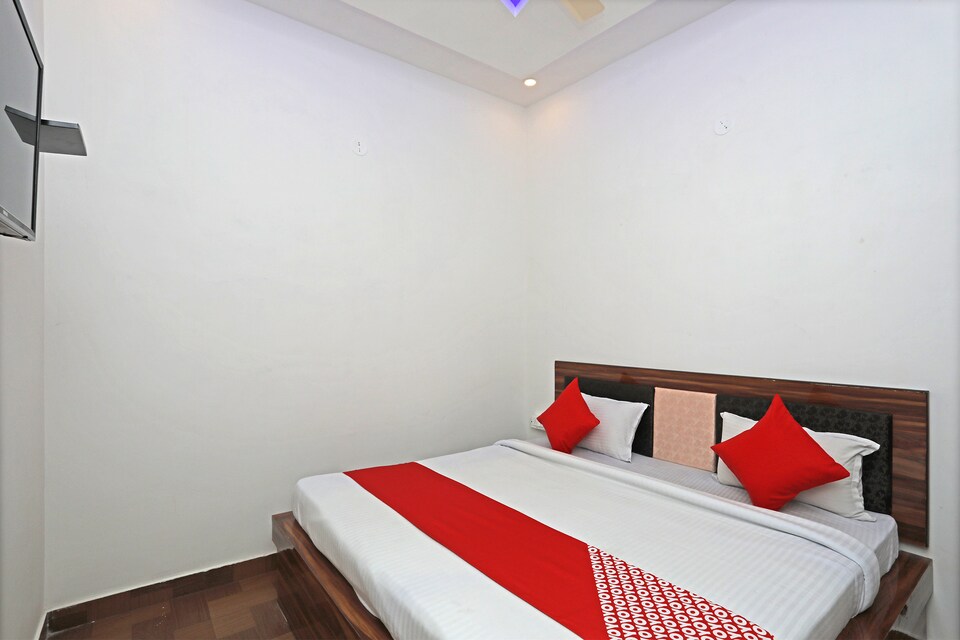 OYO 33001 Hotel Ab Residency, Rohtak, Rohtak
