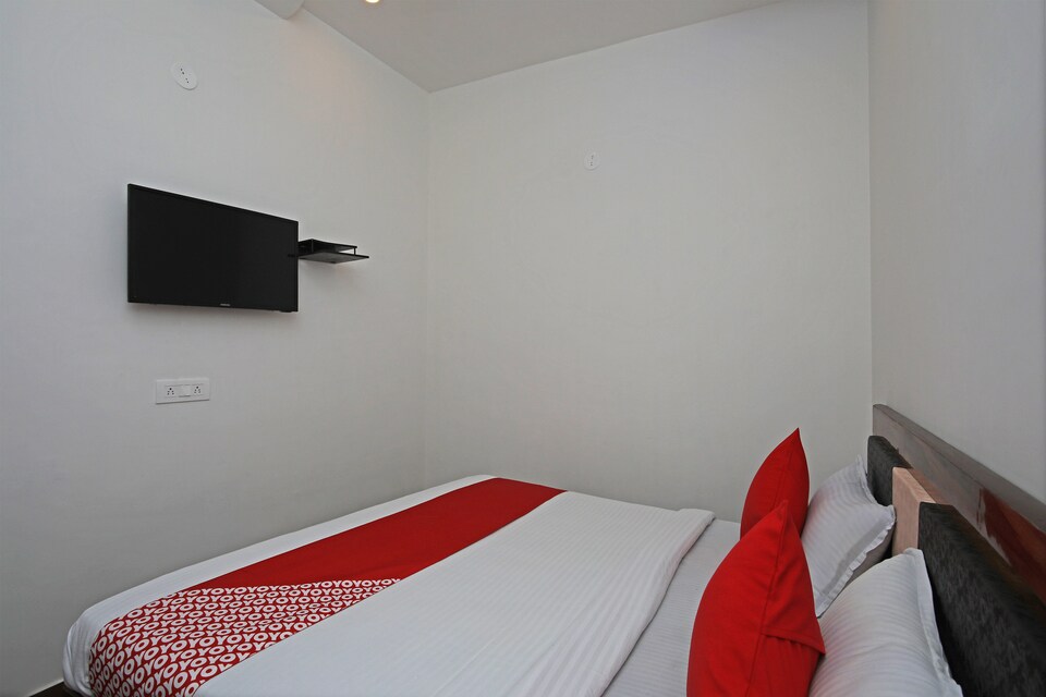 OYO 33001 Hotel Ab Residency, Rohtak, Rohtak