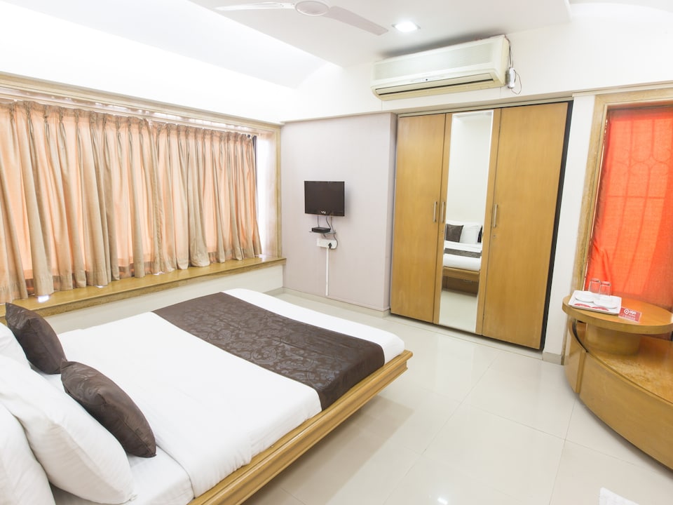 OYO Apartments 048 Worli Seaface, Mumbai Dadar-Worli-Parel, Mumbai