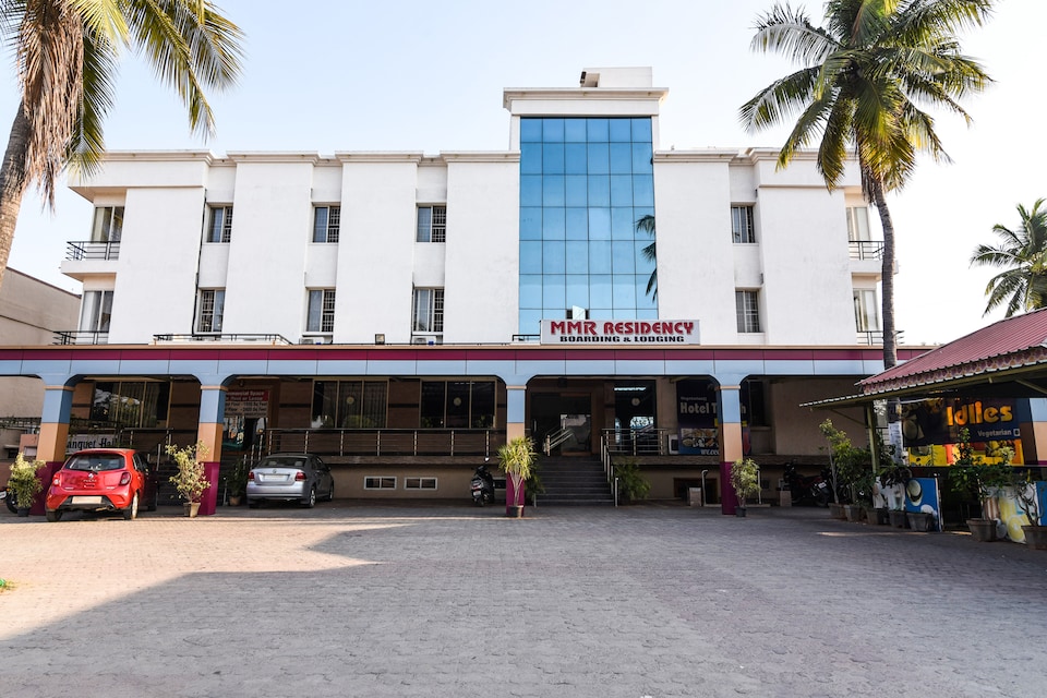 OYO 33010 Hotel Mmr Towers, Chittoor city, Chittoor
