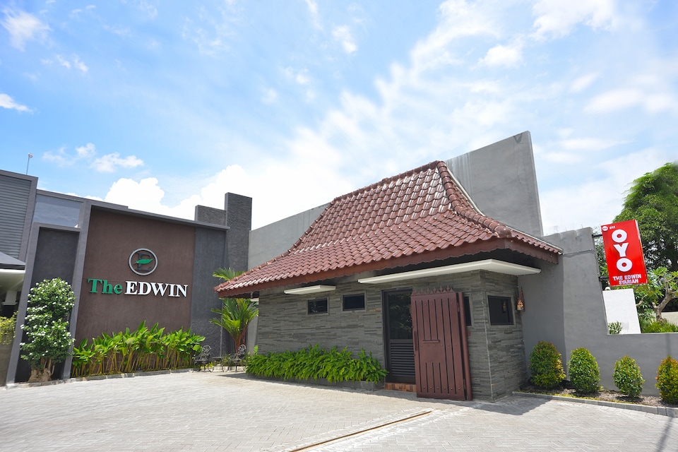 OYO 611 The Edwin Syariah, Godean, Yogyakarta