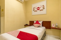 Capital O 615 Residence Puri Hotel Syariah