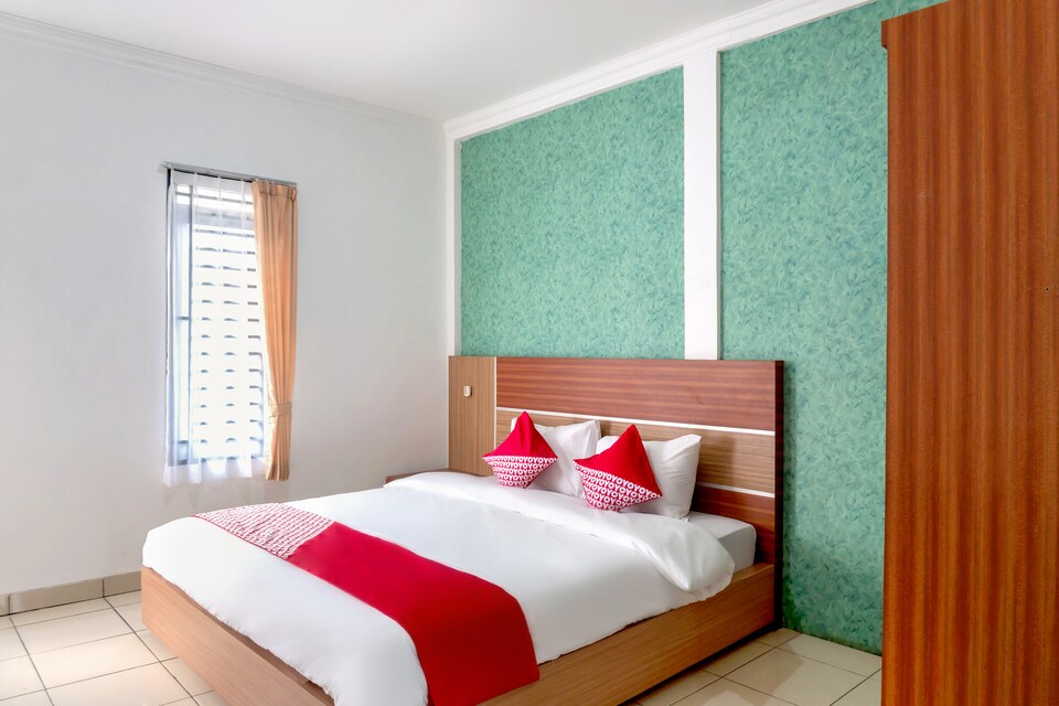 Super OYO 617 Sukaraja Residence Syariah, Pasteur, Bandung
