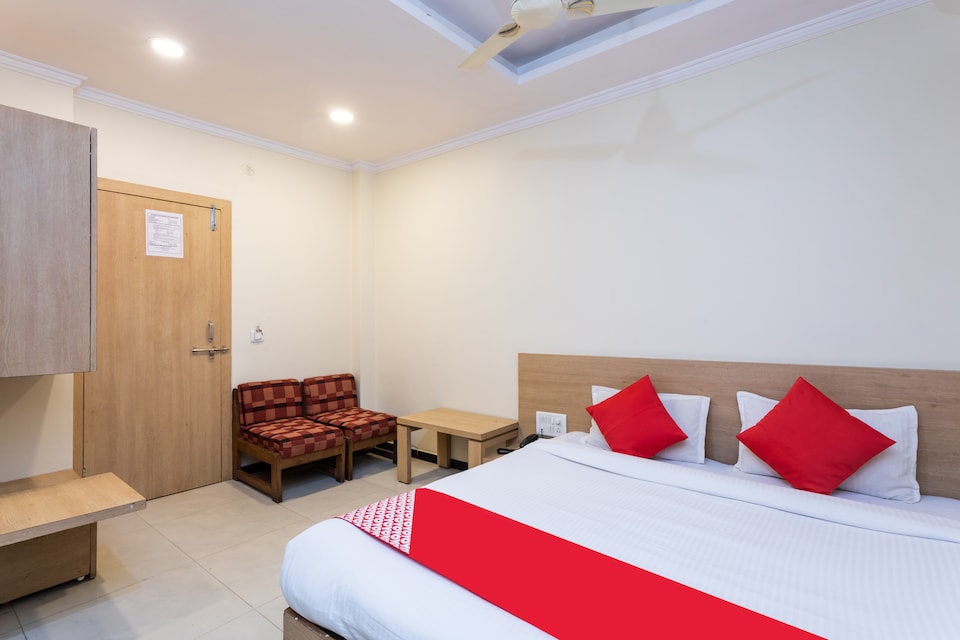 OYO 33371 Hotel Kachnar, Pachmarhi, Pachmarhi