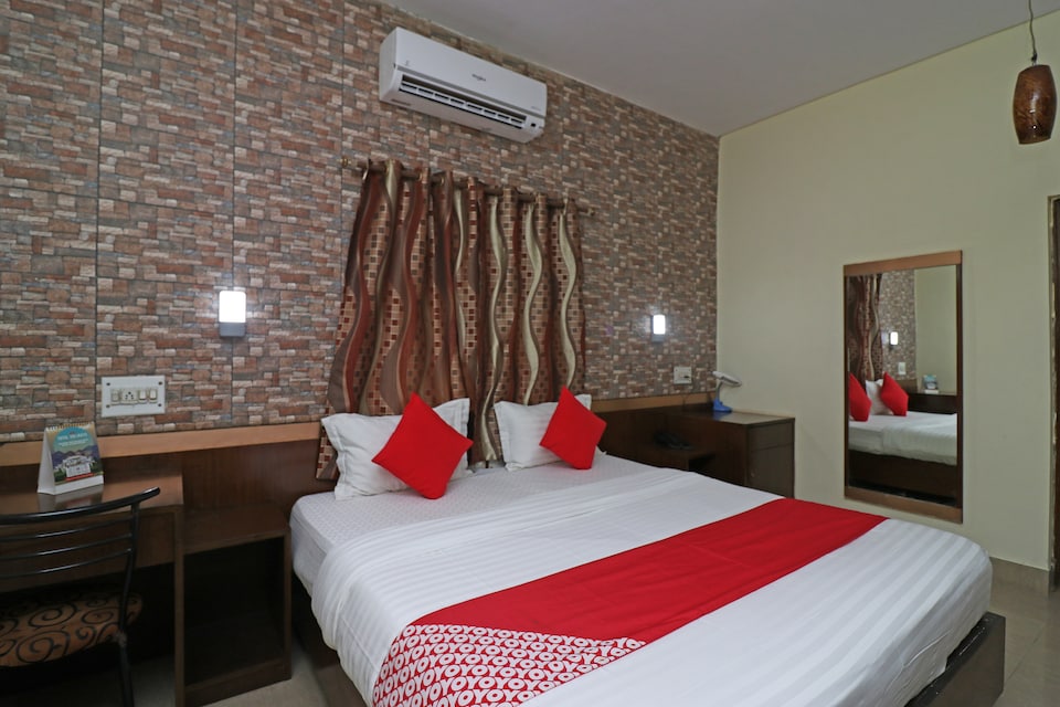 OYO 33375 Madhu Residency 2, Salt Lake Kolkata, Kolkata