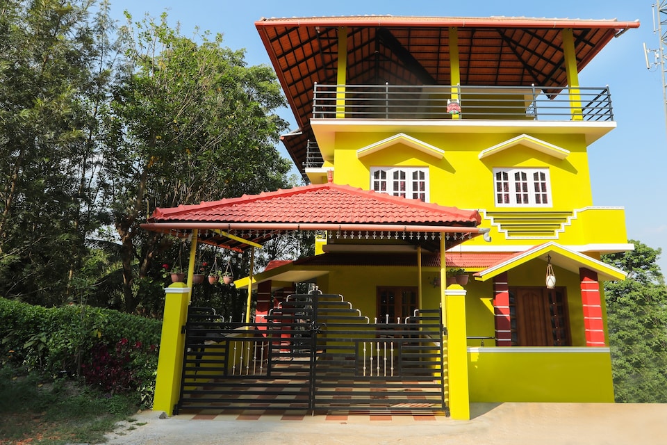 OYO Home 33379 Lavish Stay Chetalli, Madikeri, Coorg