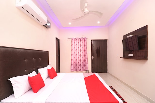 Hotels Elante Mall  Chandigarh Starting    568 Upto 73  OFF 156