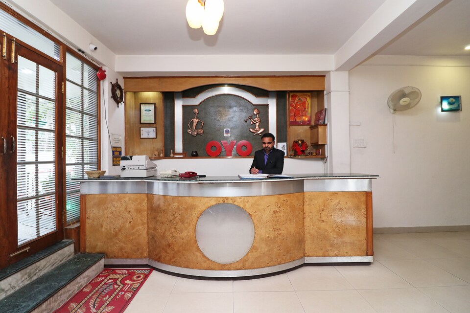 OYO 33384 Sarthak Inn And Tarang Restaurant, Bhimtal Nainital, Nainital