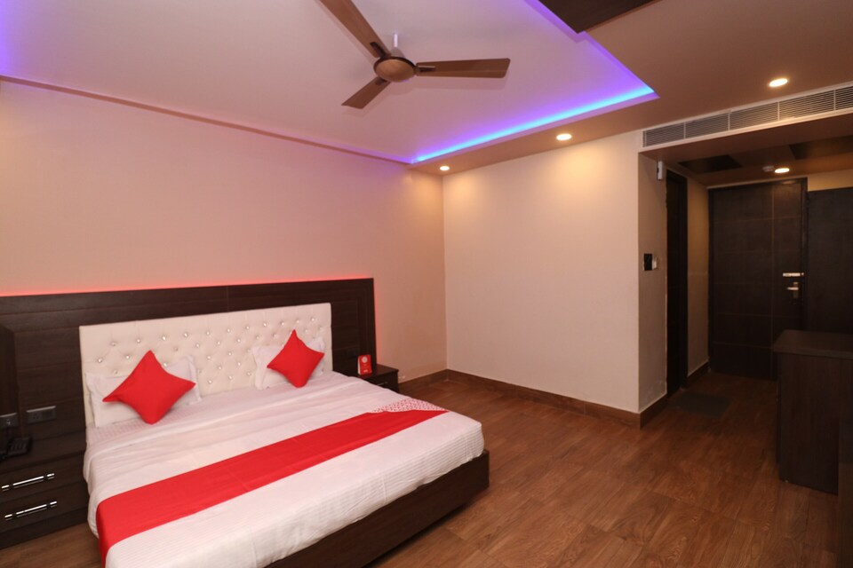 OYO 33387 Laxmi Lawn And Resort, Vikas Nagar Lucknow, Lucknow