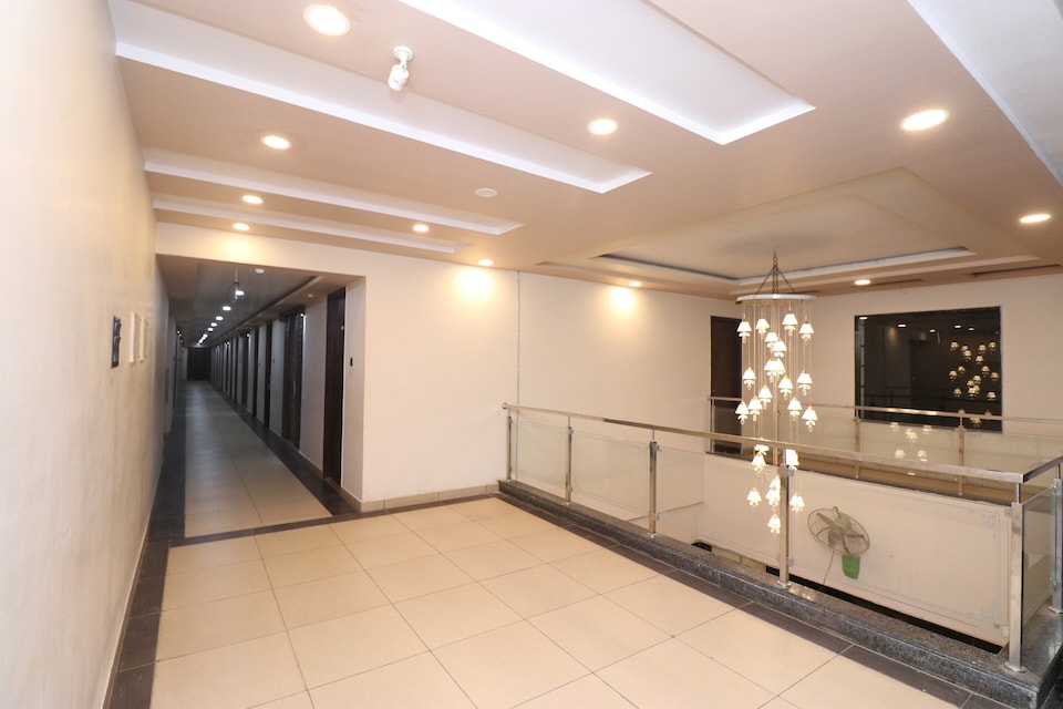 OYO 33387 Laxmi Lawn And Resort, Vikas Nagar Lucknow, Lucknow