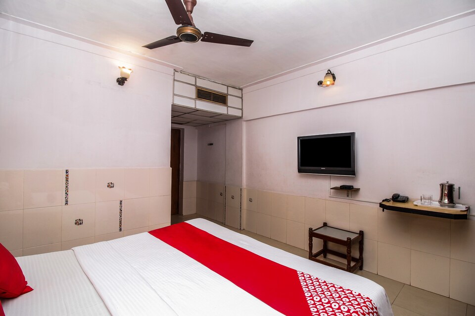 OYO 33399 Hotel Alwin, Thoothukudi City center, Tuticorin